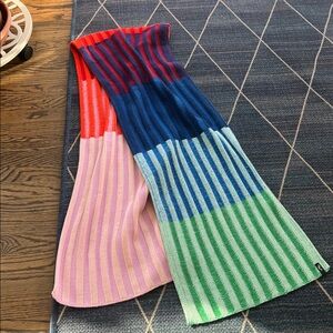 Verloop SFMOMA scarf